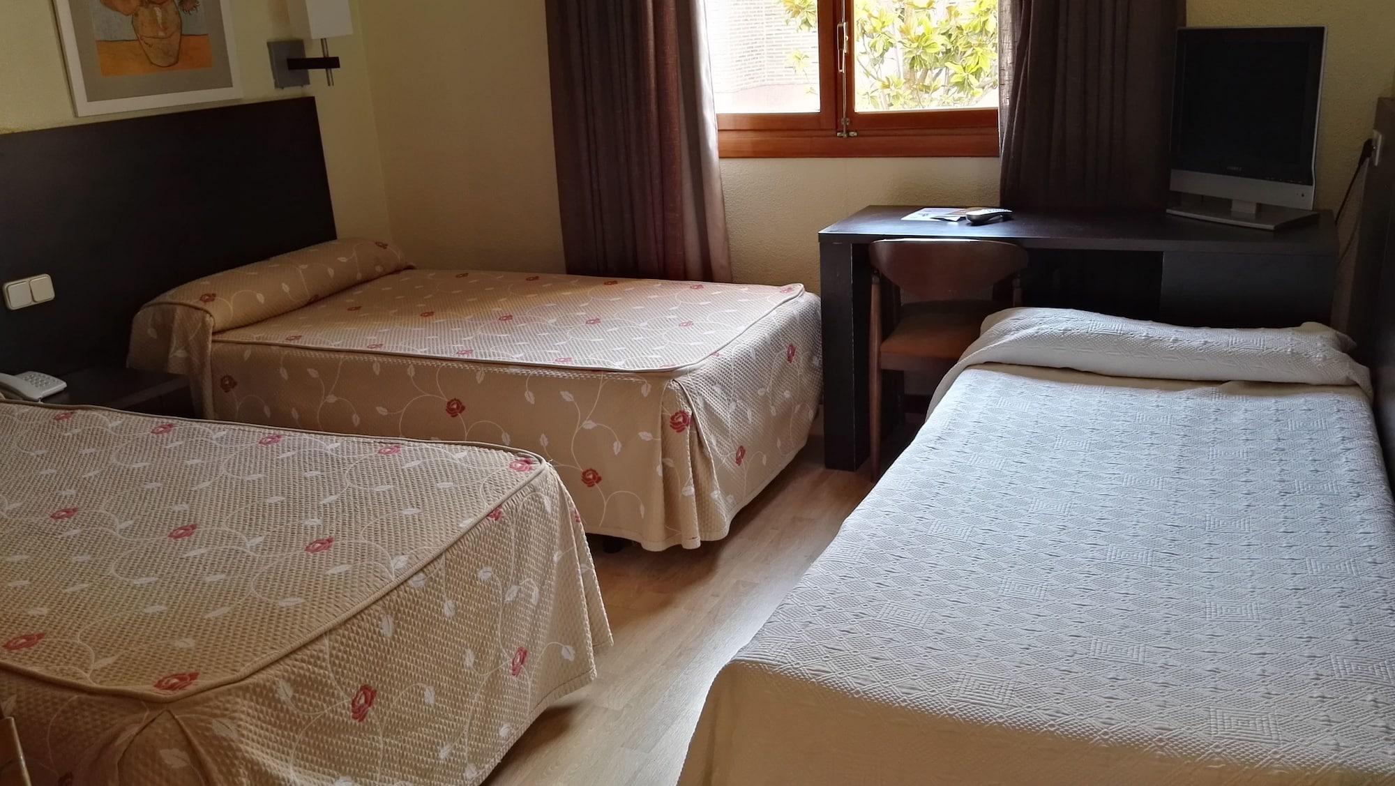 Hotel Tudanca-Aranda II Fuentespina エクステリア 写真