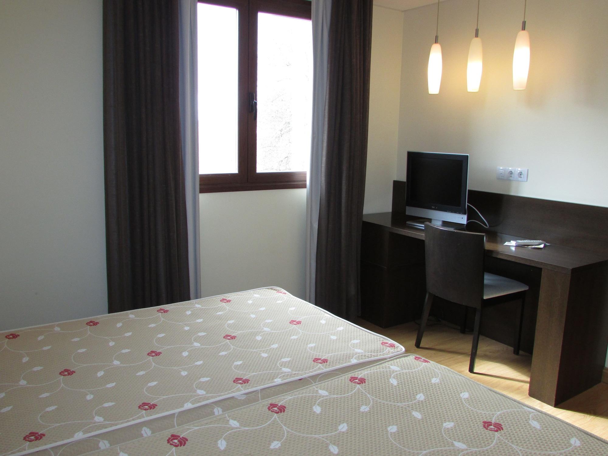 Hotel Tudanca-Aranda II Fuentespina エクステリア 写真