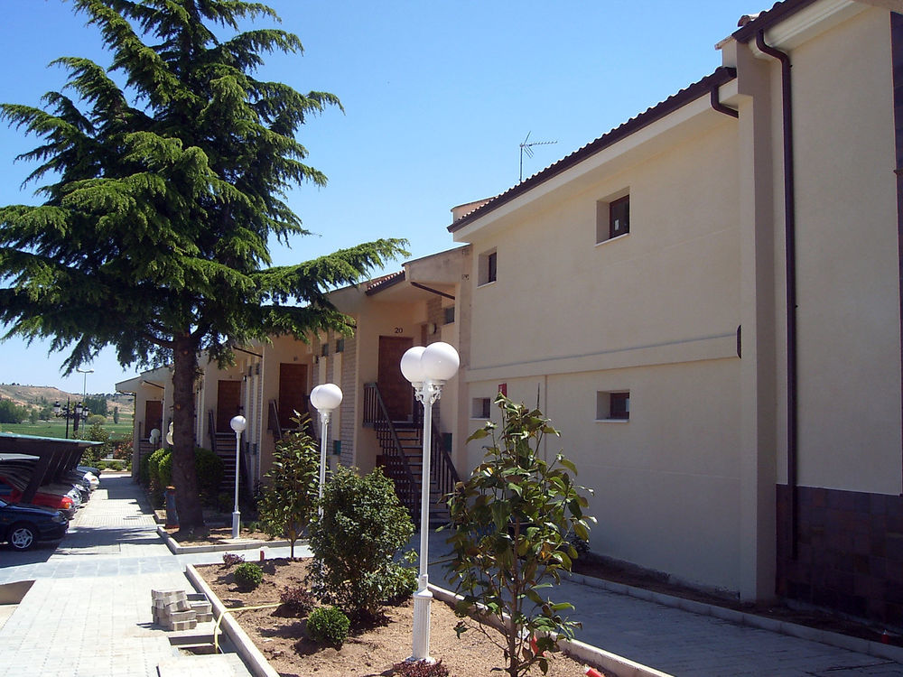 Hotel Tudanca-Aranda II Fuentespina エクステリア 写真